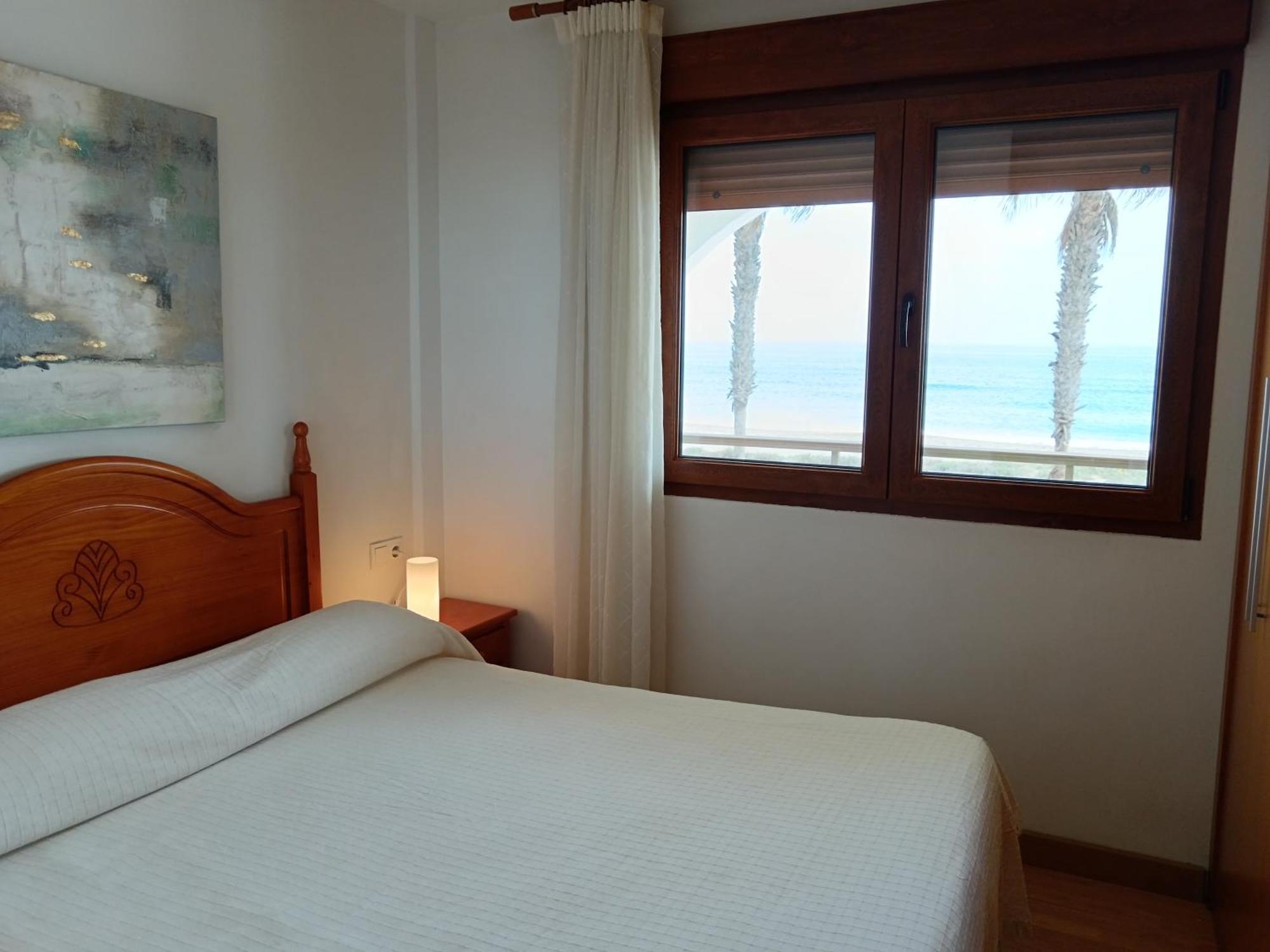 Primera Linea De Playa, Ada Benedicto Xiii, Aire Acondicionado, Wifi, Parking Peñíscola Oda fotoğraf